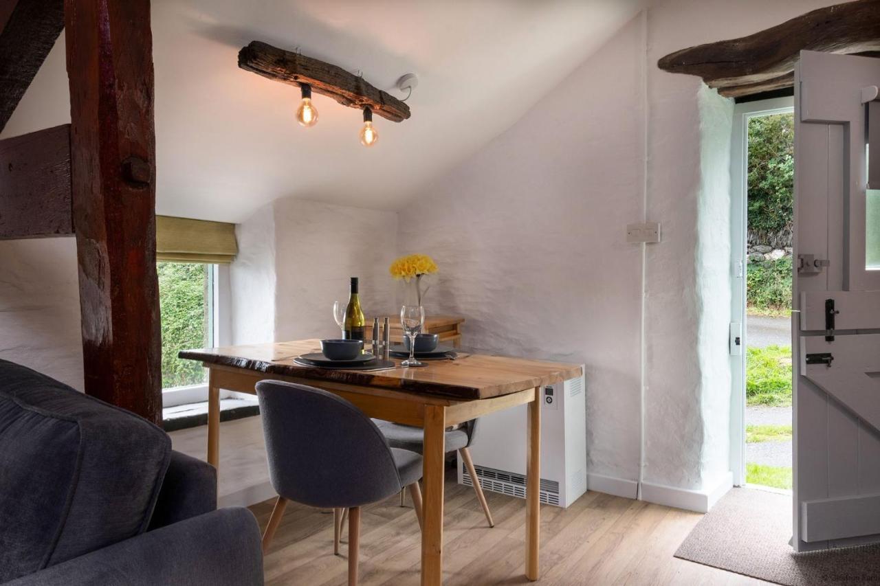 Dog Friendly Cottage, Geufron Farm Near Tywyn Bryn-crug Exteriér fotografie