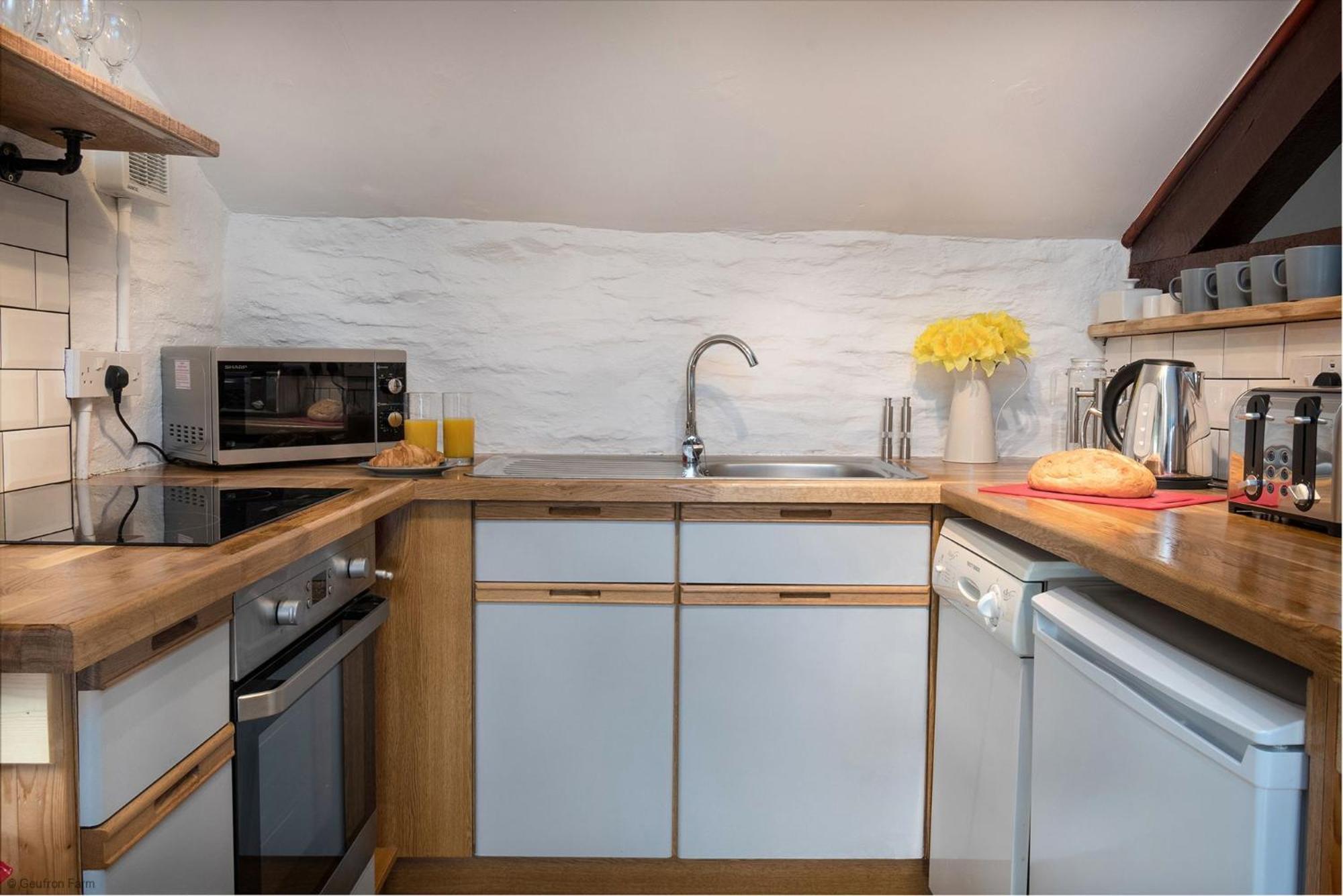 Dog Friendly Cottage, Geufron Farm Near Tywyn Bryn-crug Exteriér fotografie